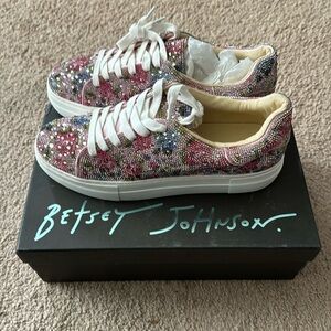 Betsey Johnson Floral Multi SB-SIDNY